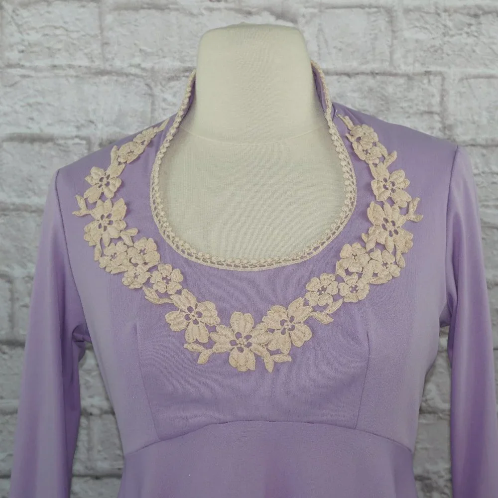 Vintage 70s Purple Floral Maxi Dress - Picture 3 of 8